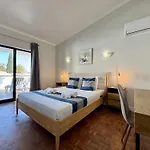 Villa Albufeira Summer 3 With Pool By Homing Sesmarias