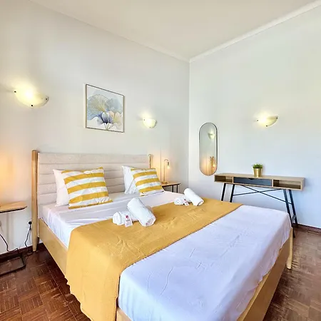 Albufeira Summer 3 With Pool By Homing * Sesmarias